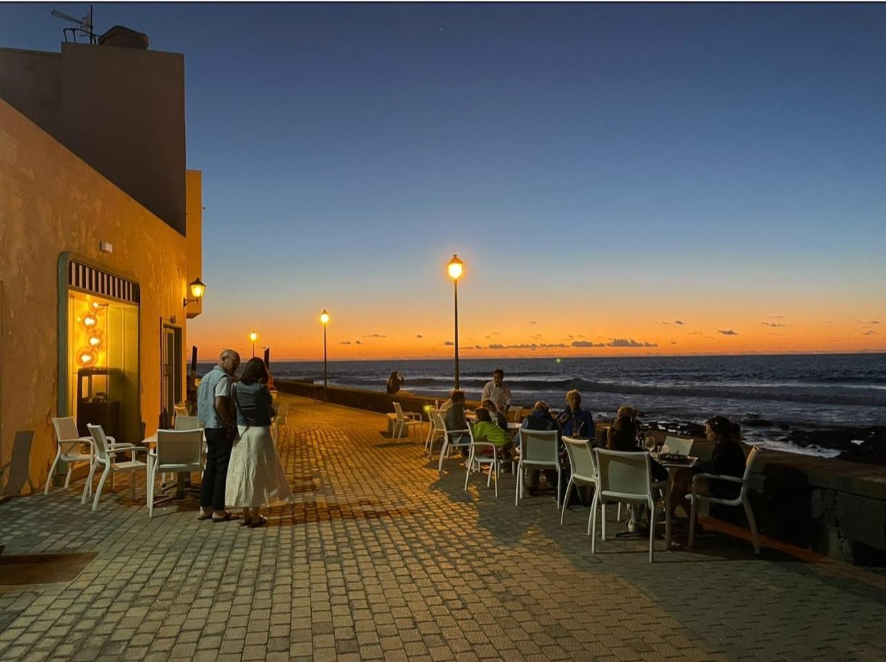 Weybeach4 -sea Frontline,plaza View,little Terrace